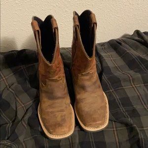 Kids Ariat boots